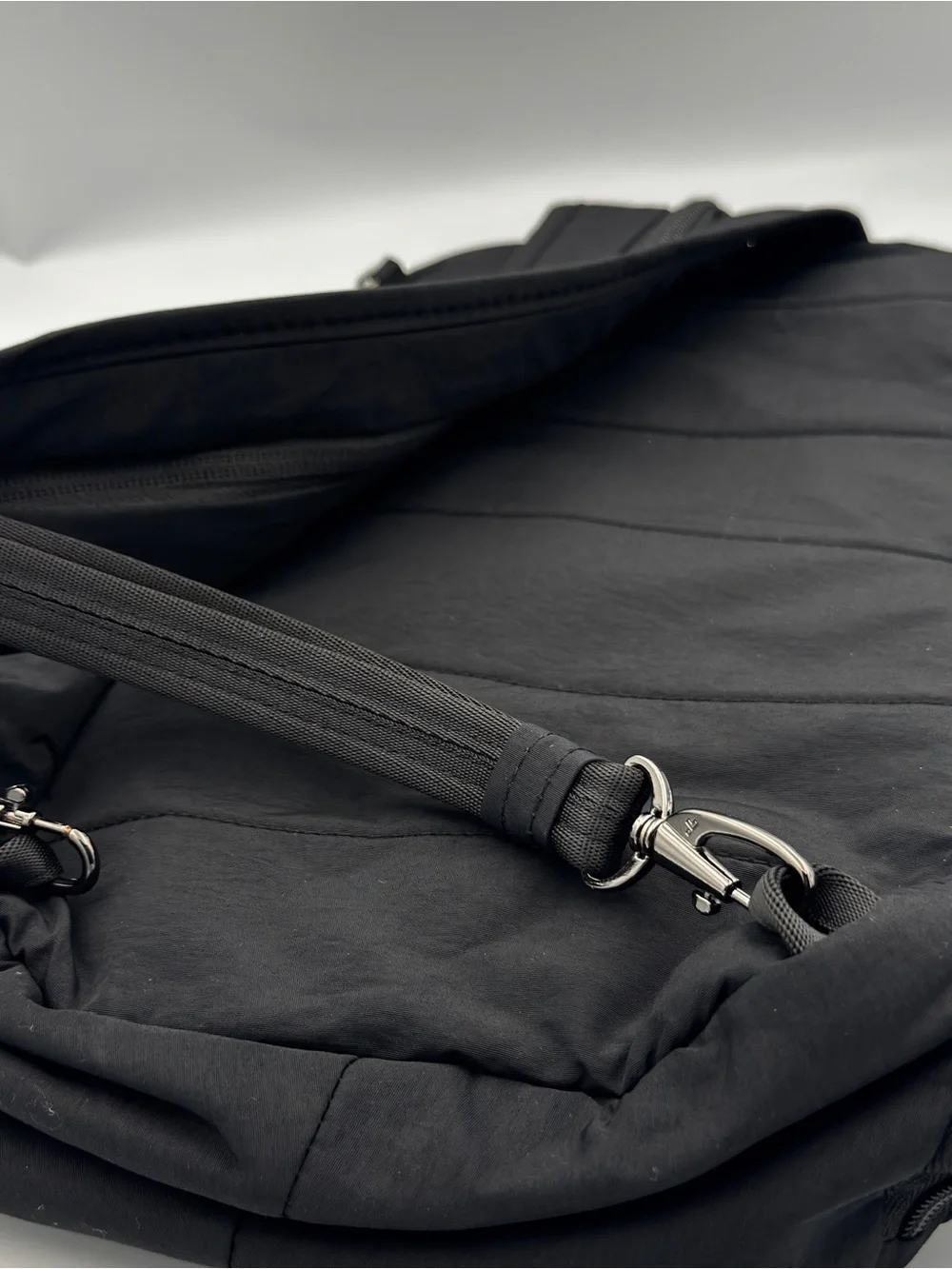 Travelon Black Everyday Anti-Theft Roam Convertible Backpack Sling, bag